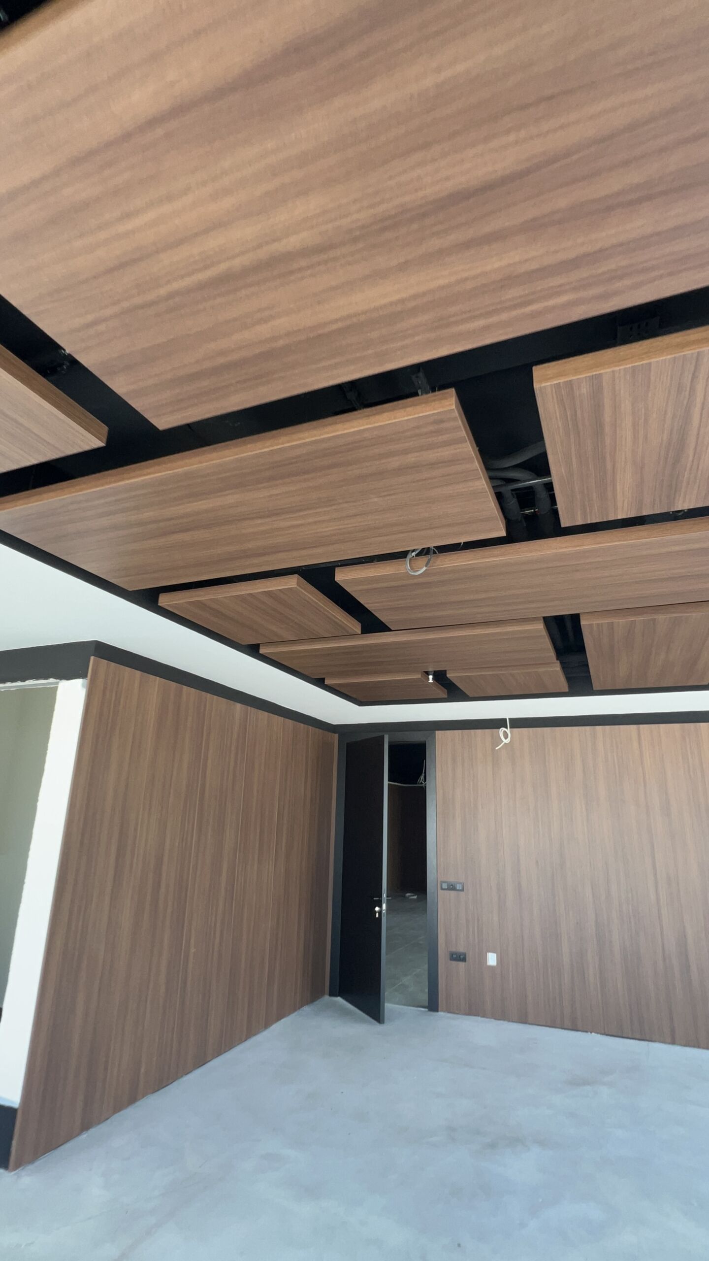 ankara anahtar teslim ofis tadilatı dekorasyonu kanopi tavan