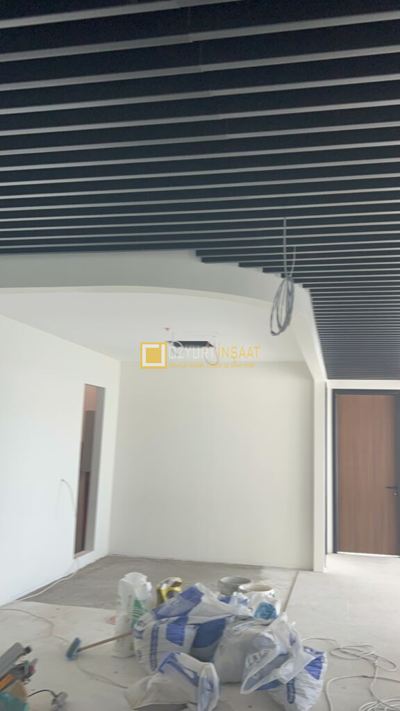 ankara anahtar teslim ofis tadilati dekorasyonu baffle tavan